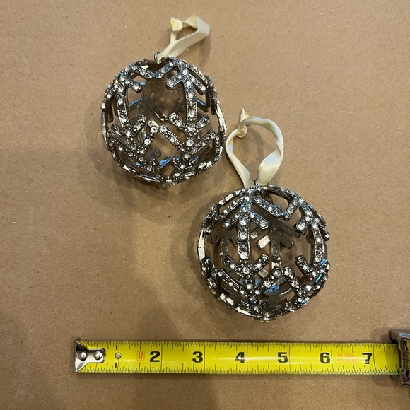 Pottery Barn Holiday Vintage Pottery Barm Ornaments Set Of Two